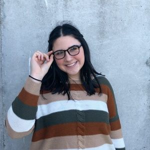 Meet your Posher, Rayven